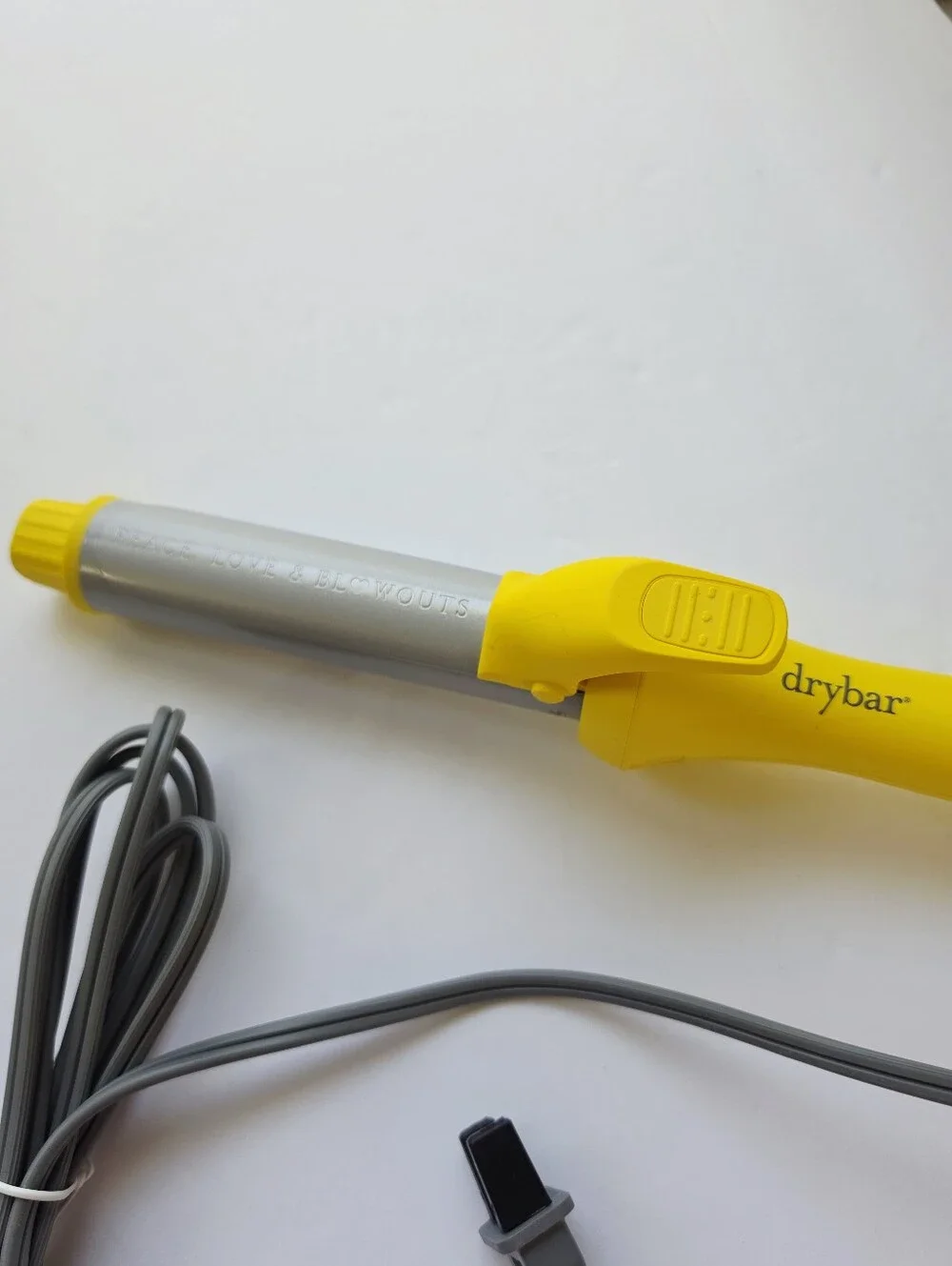 New Drybar Ionic Digital 1.25 Curling Iron